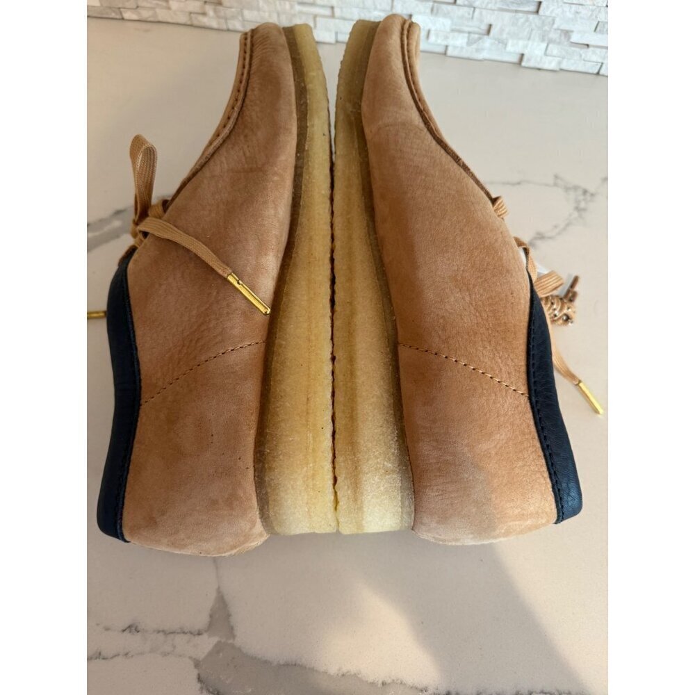 Clarks Wallabee Mens Beige Nubuck Oxfords Lace Ups Shoes 42 US 9 UK 8 NEW - Picture 4 of 5